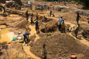 FG-Revokes-1,633-Mining-Licenses-Over-Unpaid-Levies