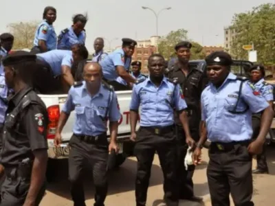 Security-Operatives-Arrest-30-Suspected-Yahoo-Boys-In-Anambra